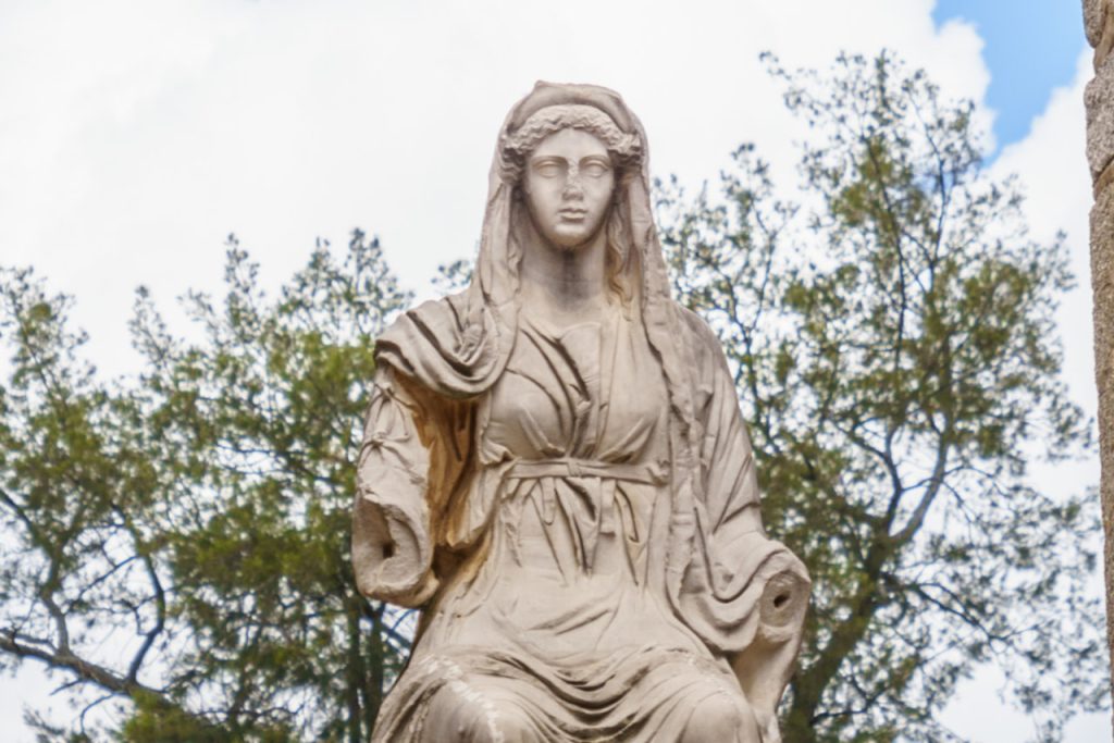 Demeter - Göttin der Landwirtschaft, der Fruchtbarkeit, des heiligen ...